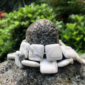 howlitelargesquaregemstonebeads4 howlite large square gemstone beads