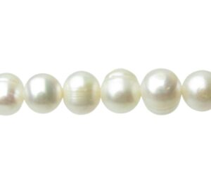 white off round freshwater pearls 8mm