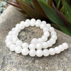 white chalcedony 8mm round gemstone beads