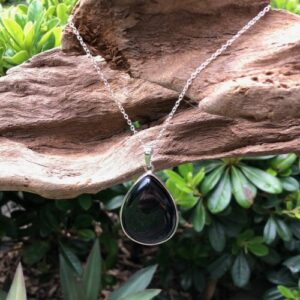 black onyx gemstone pendant