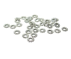 silver daisy spacer 6mm