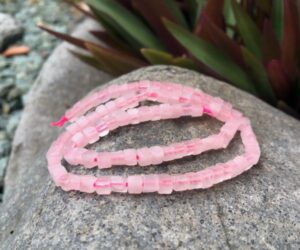 rose quartz cube gemstone beads 4mm
