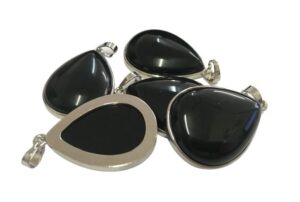 black onyx teardrop pendant