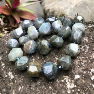 labradorite gemstone nugget natural crystals australia