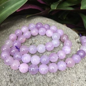 light amethyst 10mm round gemstone beads