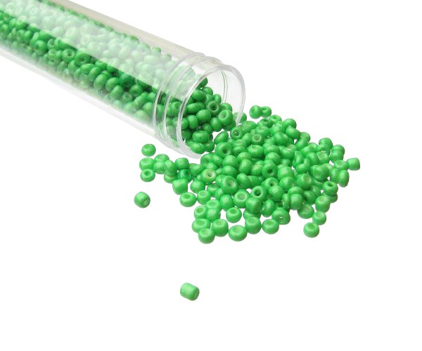 solid green seed beads 8/0
