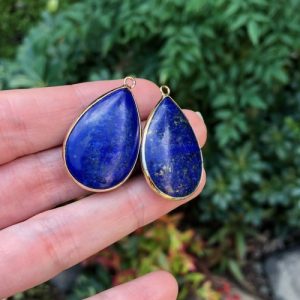 lapis lazuli teardrop pendant