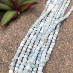 aquamarinefacetedcubebeads5 aquamarine faceted cube gemstone beads 5mm
