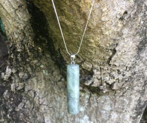 labradorite column gemstone pendant