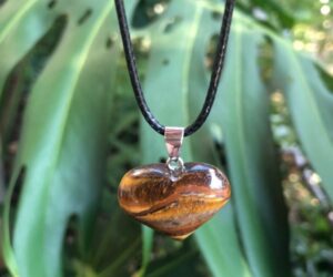 tiger iron natural heart pendants