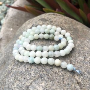 aquamarine faceted 6mm round beads