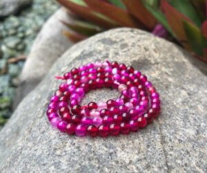 fuchsia agate 4mm round gemstone beads