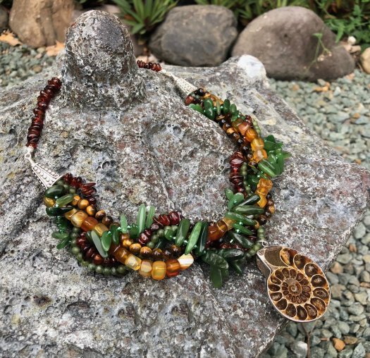 autumn gemstone braided necklace tutorial