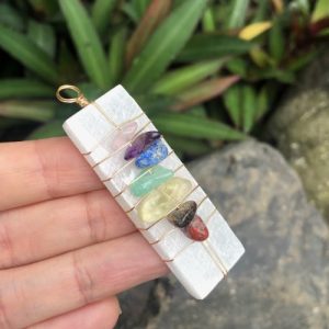 selenite gemstone pendant with chakra crystals