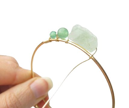 Wire wrapped gemstone bangle tutorial