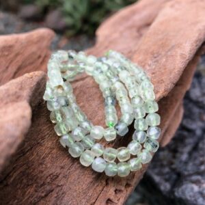 prehnite faceted cube gemstone beads