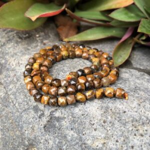 tiger eye faceted cube gemstone beads