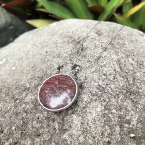 red purple agate pendant