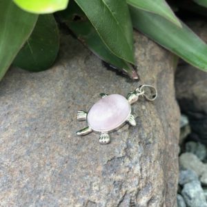 rose quartz turtle pendant