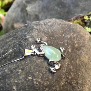 green aventurine frog gemstone pendant Australia