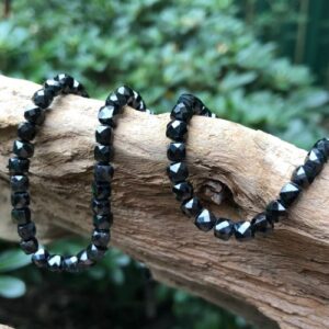 blacktourmalinefacetedcubebeads4mm4 black tourmaline faceted cube gemstone beads
