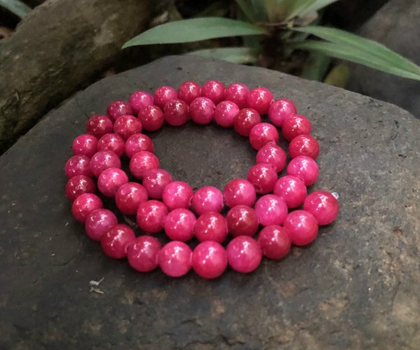 hot pink malay jade 8mm round beads