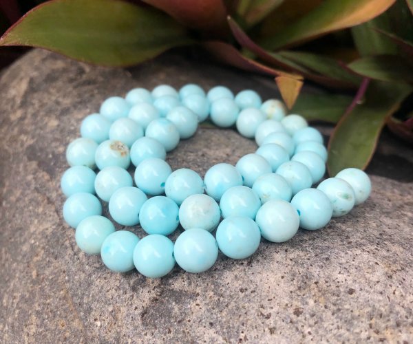 pale blue magnesite 8mm round beads
