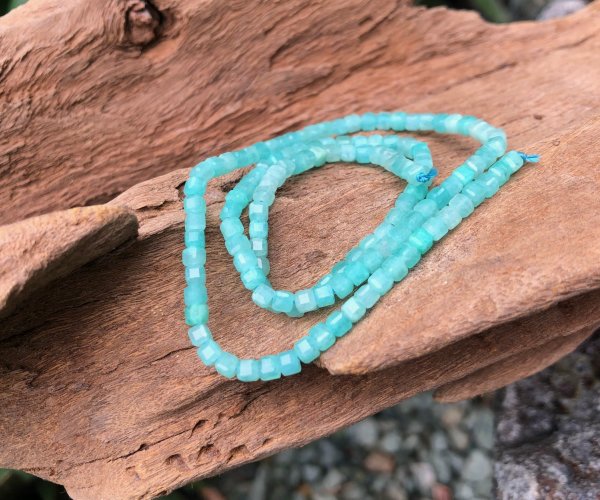 amazonite faceted 4mm cube beads