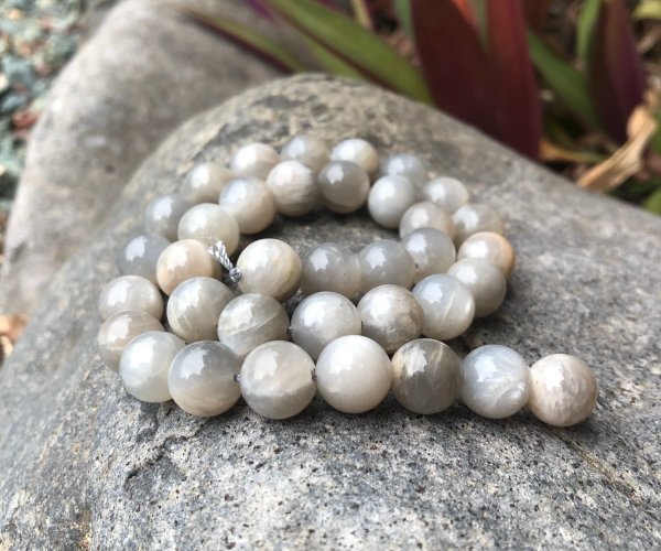 grey moonstone gemstone round beads 10mm