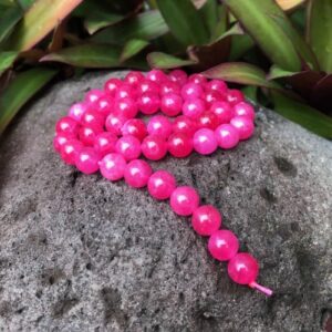 hotpinkjade8mmbeads4 hot pink quartz gemstone beads round 8mm